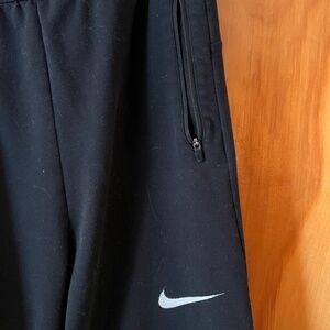 NIKE Sweatpants